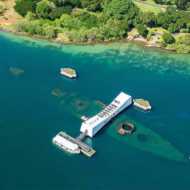 Oahu: Pearl Harbor Experience Tour - Deluxe Bus Transport and Onboard Comforts