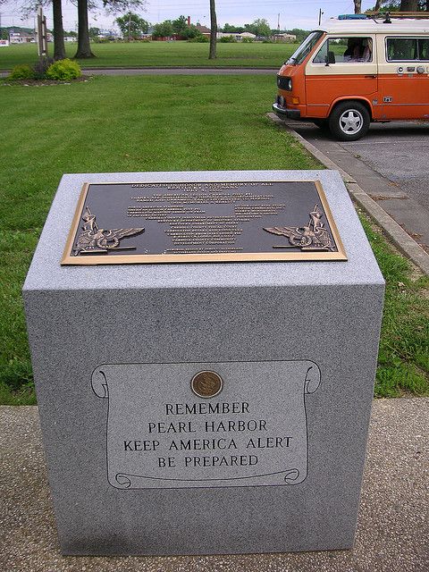 Oahu: Pearl Harbor Heroes Deluxe Experience - Step Inside the USS Bowfin Submarine and Museum