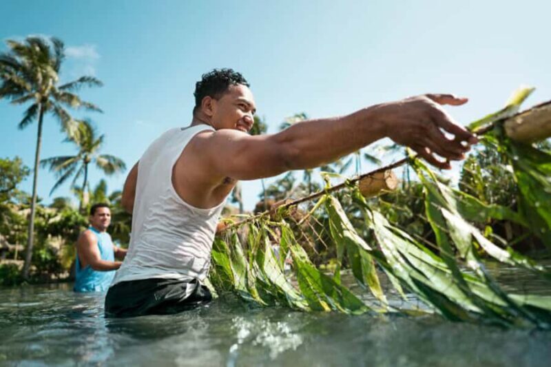 Oahu: Polynesian Cultural Center Entry & Show with Buffet - Dining at the Gateway Buffet: Flavorful and Family-Friendly