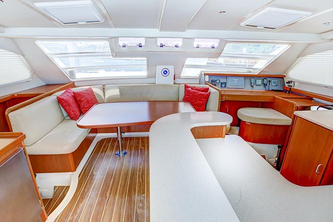 Oahu Small Group Snorkel Tour with Yacht Cruise - The Return Journey and Final Views