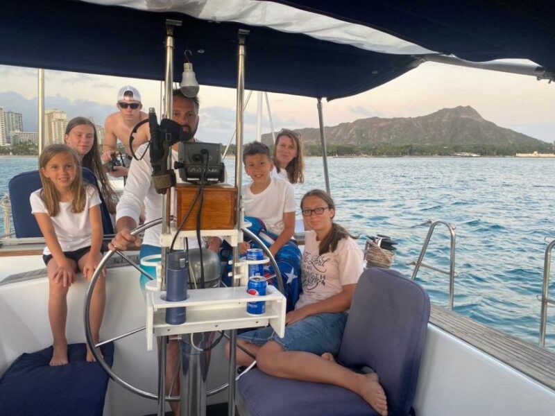 Oahu: Sunset sailing in small intimate groups - The Personal Touch of Captain Tony and Stellar Reviews