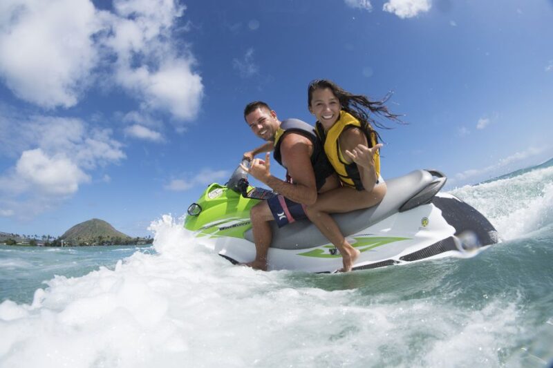 Oahu: Tandem Jet Ski Adventure on Maunalua Bay - An Exciting 30-Minute Tandem Jet Ski Adventure in Maunalua Bay