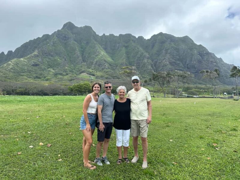 Oahu: The Ultimate Private Circle Island Tour 1-4 Guests - Scenic Lookouts and Mountain Landscapes
