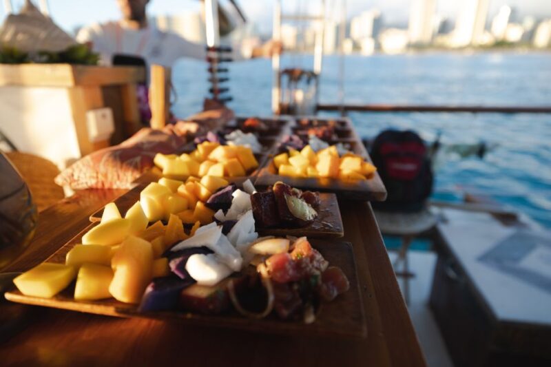 Oahu: Traditional Canoe Sunset Cruise with Dinner - Hands-On Hawaiian Activities During the Cruise