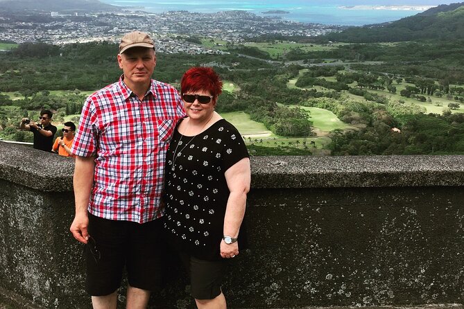 Oahu Uncovered: Full Island Tour with a Local Guide - The North Shore Surf Scene at Ehukai Beach Park