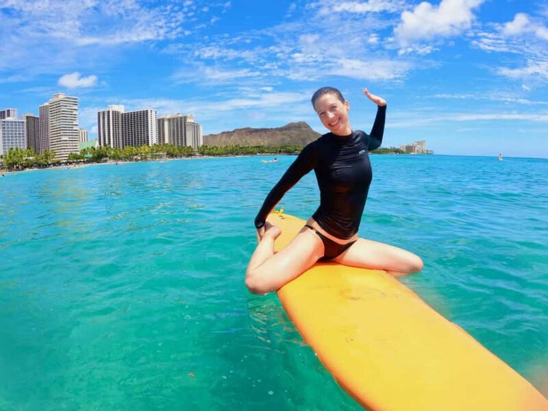 Oahu: Waikiki Beginner Private Surf Lesson- Female Guide - Discover the Personalized Beginner Surf Experience at Waikiki Beach