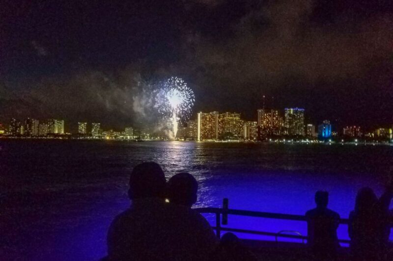 Oahu: Waikiki BYOB Friday Night Fireworks Cruise - Enjoy a Relaxing 2-Hour Fireworks Cruise Along Waikikis Coastline