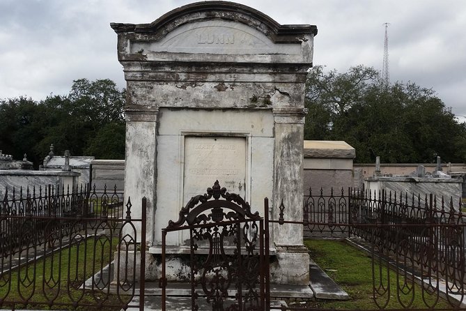 Oak Alley Plantation and New Orleans City Tour - Practicalities and Tour Logistics