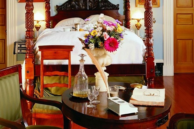 Oak Alley Plantation and Swamp Boat Tour from New Orleans - Overall Value and Audience