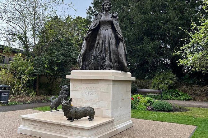 Oakham Private Historical Pub Walking Tour - The Butter Cross and Its Time-Honored Significance