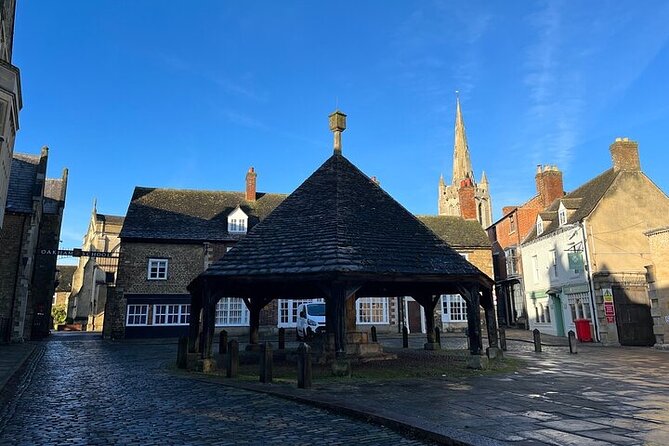 Oakham Private Historical Pub Walking Tour - The Atmosphere of The Admiral Hornblower Pub