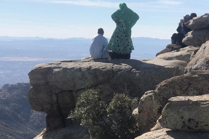 Oasis Tour of Tucson - Light Hiking and Outdoor Exploration