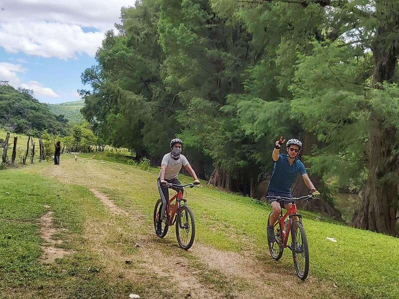 Oaxaca: Ejutla Canyon 1 Day Bike Tour - Lunch in Ejutla: Tasting Local Flavors