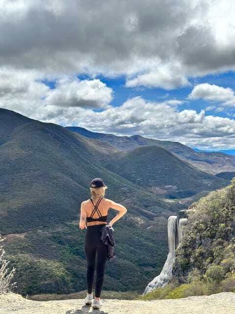 Oaxaca: Hierve el Agua & Mezcal Distillery Small-Group Tour - Visiting an Agave Plantation of Espadín