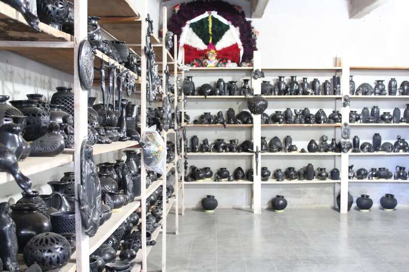 Oaxaca: Monte Alban and the Art of Oaxaca - Witnessing Black Pottery in San Bartolo Coyotepec