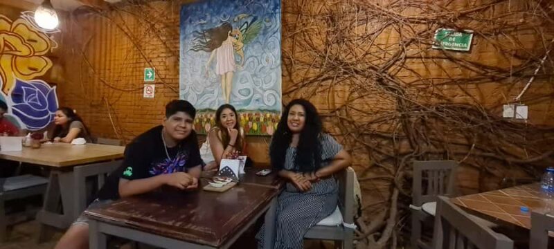 Oaxaca: Night Street Food Experience with Local Hosts - Accessibility and Suitability