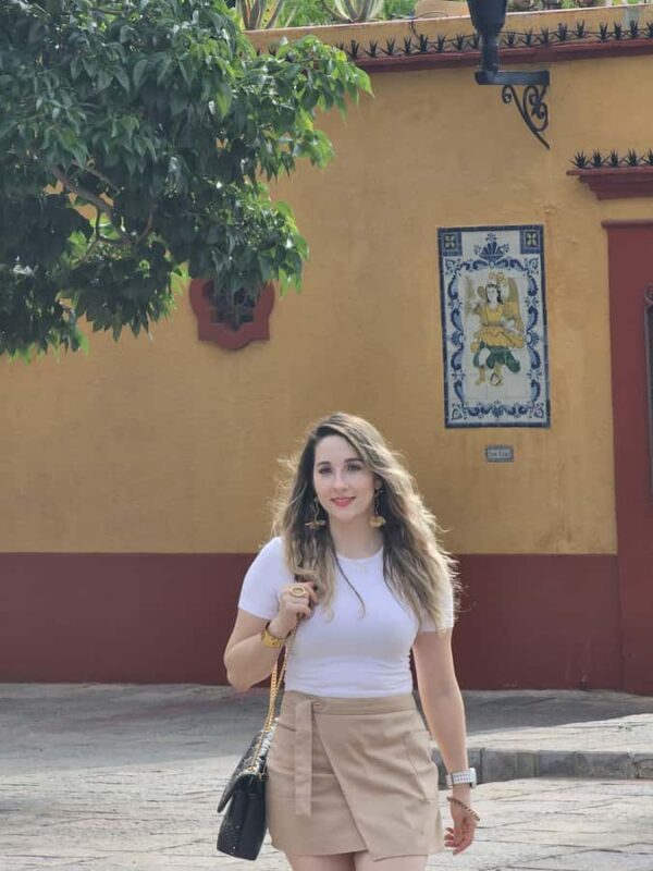 Oaxaca: Photo Shoot by a Global Travel Content Creator - Savoring Oaxaca’s Culinary and Shopping Atmosphere