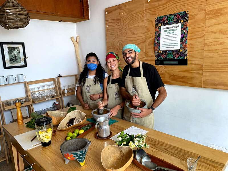 Oaxaca: Vegetarian Cooking Class - Key Points