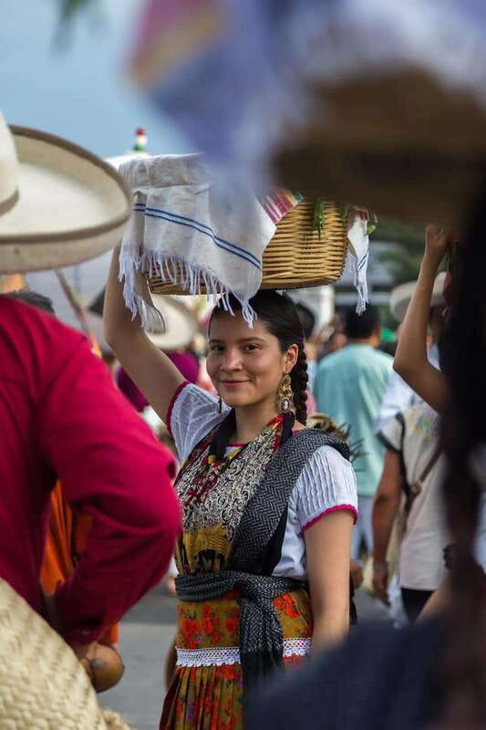 Oaxaca walking tour with a local photographer - Practice Spanish and Cultural Insights