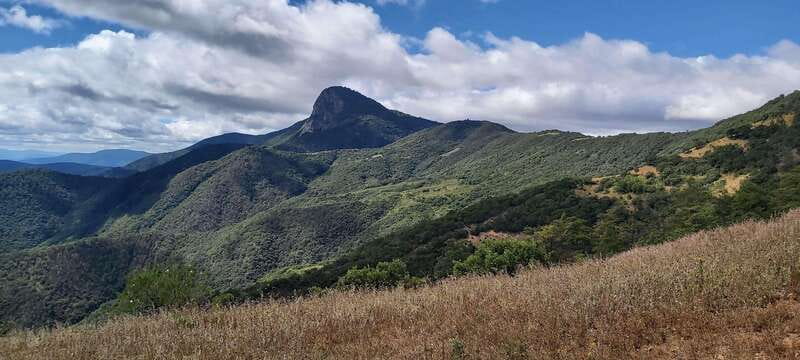 Oaxaca: Xaaga-Hierve el Agua 1 Day Hiking Tour - Rest and Sightseeing at the Mountain’s Peak