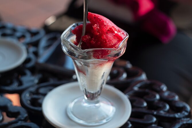 Oaxacan Urban Mythology and Colonial Art - Refreshing Pause at Jardín Sócrates with Ice Cream and Music