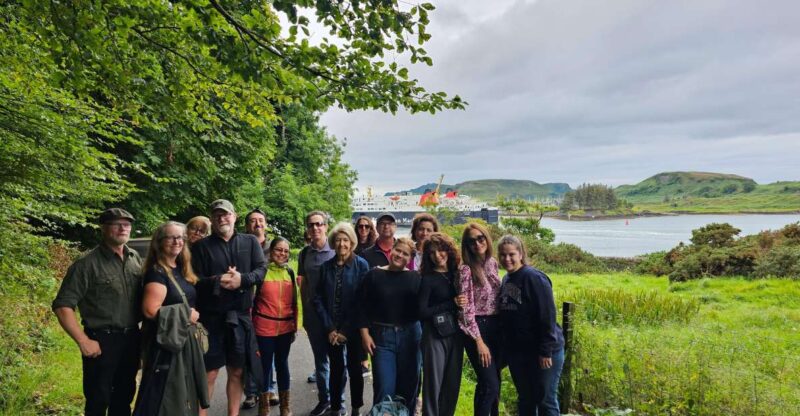 Oban: Daily Town Highlights Walking Tour (10:30am) - Visiting the Oban Distillery