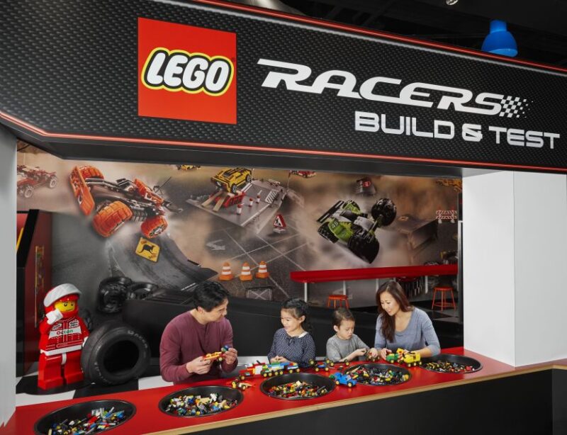 Oberhausen: Legoland Discovery Center Ticket - Build and Race Your Own LEGO Racer