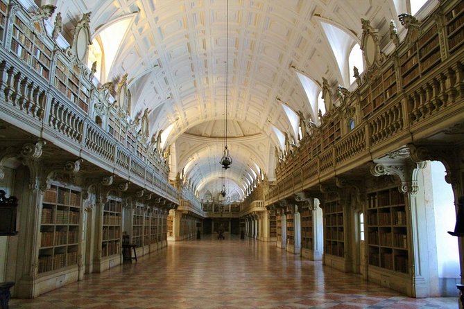 Óbidos historic village and Mafra Palace Private Tour - Óbidos and Mafra: A Day Well-Spent Outside Lisbon