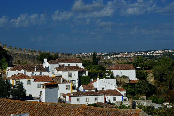 Óbidos: Medieval Tales & Secrets Spots - The Role of the Guide: Knowledgeable and Engaging