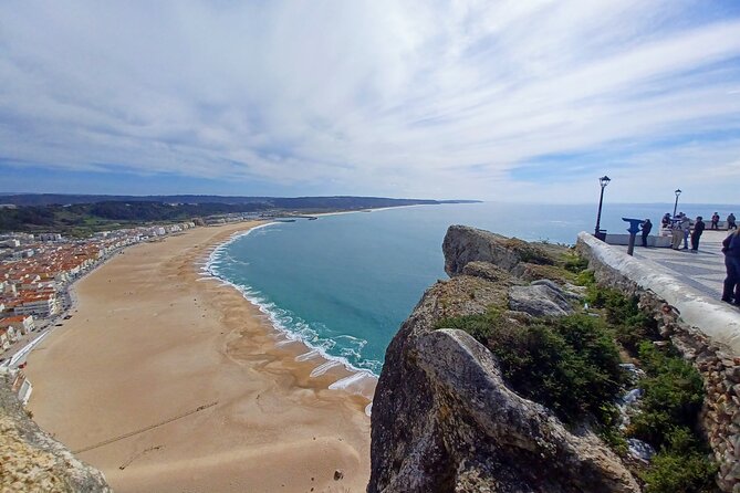 Óbidos - Nazaré - Mafra (National Palace of Mafra)Private tour from Lisbon - The Spectacle of Nazaré’s Wave Watchers’ Spot