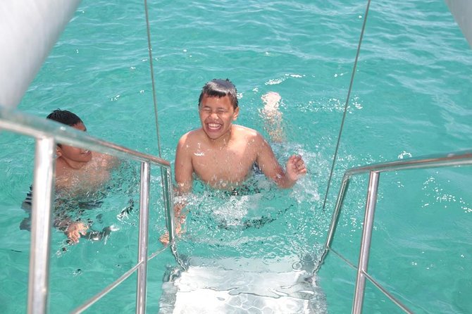 OBYCAT Experience - Drinks and Snacks Throughout the Day