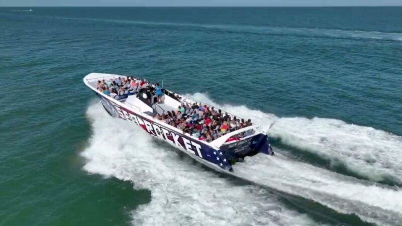 Ocean City, MD: Coastal Speedboat Tour with Dolphin Spotting - The On-Board Atmosphere and Entertainment