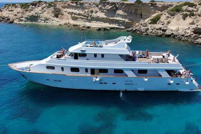 Ocean Flyer VIP Cruise from Paphos Adults Only - Crew and Service Quality