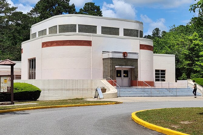 Ocmulgee Mounds Smartphone (GPS/APP) Guided History Walking Tour - Starting Point at Ocmulgee Mounds Visitors Center