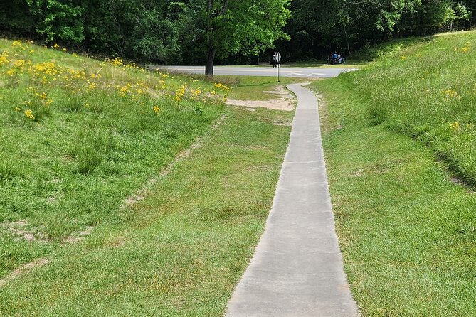 Ocmulgee Mounds Smartphone (GPS/APP) Guided History Walking Tour - Accessibility and Convenience for Visitors