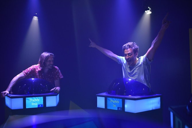 Odéon Quiz Room - The Colorful Setting Mimics a TV Game Show Environment