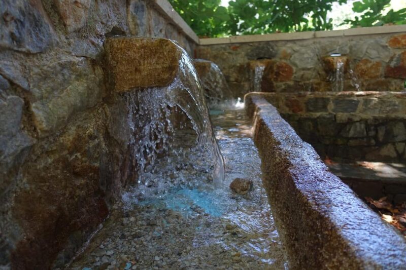 Off-Road: Natural Lake, Mountain Gorges, Palm Forest & Beach - Admiring the Kourtaliotiko Gorge and Final Scenic Views