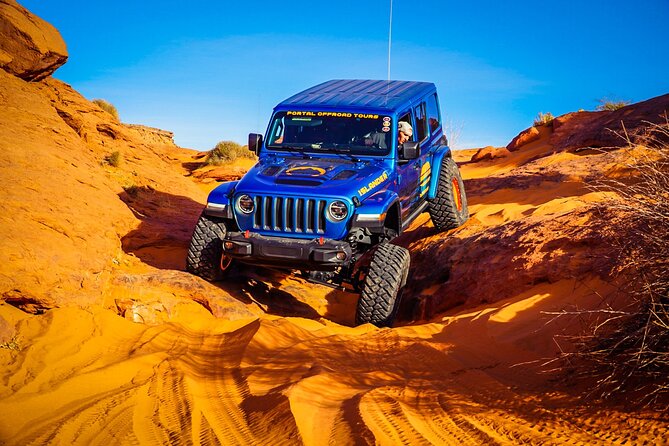 Off-Road Private Jeep Adventure in Moab Utah - Logistics: Pickup, Group Size, and Booking