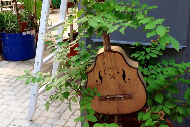 Off the Beaten Path: Seville Urban Walking Tour - Discovering the Charms of Santa Cruz and La Alameda