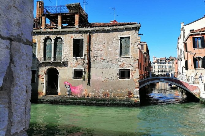 Off the Beaten Path Walk in Venice - Starting Point in a Charming Campiello Near Ca Foscari
