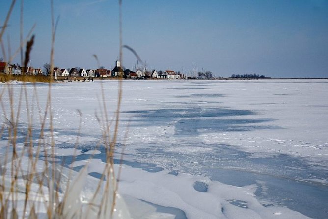 Off the beaten paths Dutch Country Side Private Tour in Jaguar - Visiting Simonehoeve: Cheese Farm and Clog Factory