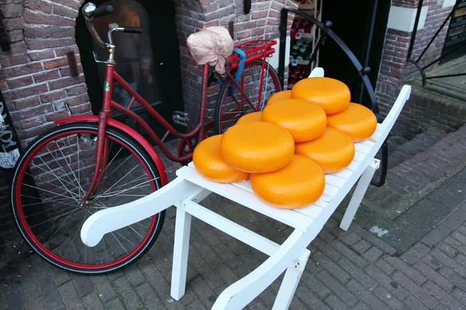 Off the Beaten Paths Dutch Landscape Private Tour 1/2 day Jaguar - Durgerdam: Scenic Dike Along the Water