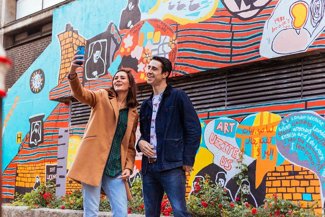 Off the Beaten Track in London: Private Shoreditch Tour - Exploring Shoreditchs Artistic Heart at Whitechapel Gallery