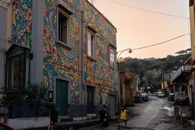 Off the Beaten Track in Naples: Private City Tour - The Experience of Walking Through Local Neapolitan Neighborhoods