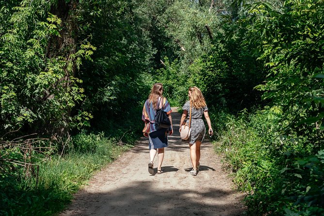 Off the Beaten Track in Warsaw: Private City Tour - Visiting the Miejski Zoo and Hidden Streets