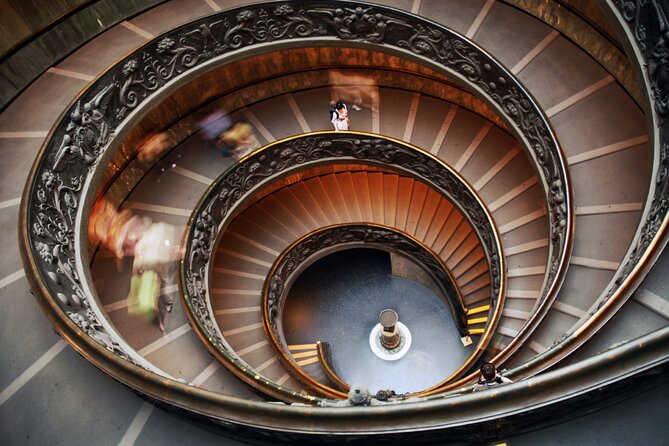 Official Private 3 Hour Vatican Tour with optional 1 way transfer - St. Peter’s Square and Bernini’s Colonnade