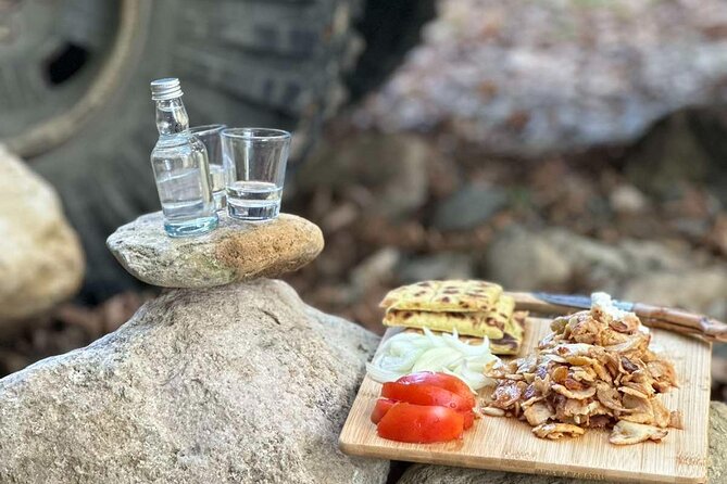 Offroad experience jeep tour and lunch in nature - Key Points