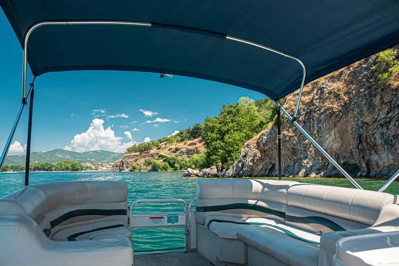 Ohrid: Old Town Panoramic Boat Cruise and Tito's Residence - The Experience of the Licensed Captain and Guides