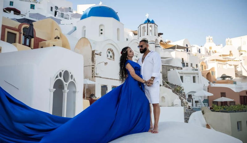 Oía: Santorini Professional Photoshoot with Edited Photos - Key Points