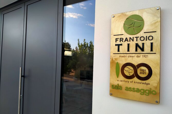 Oil Mill Private Tour with Guided Oil Tasting - The Unique "Castiglionese" Cultivar